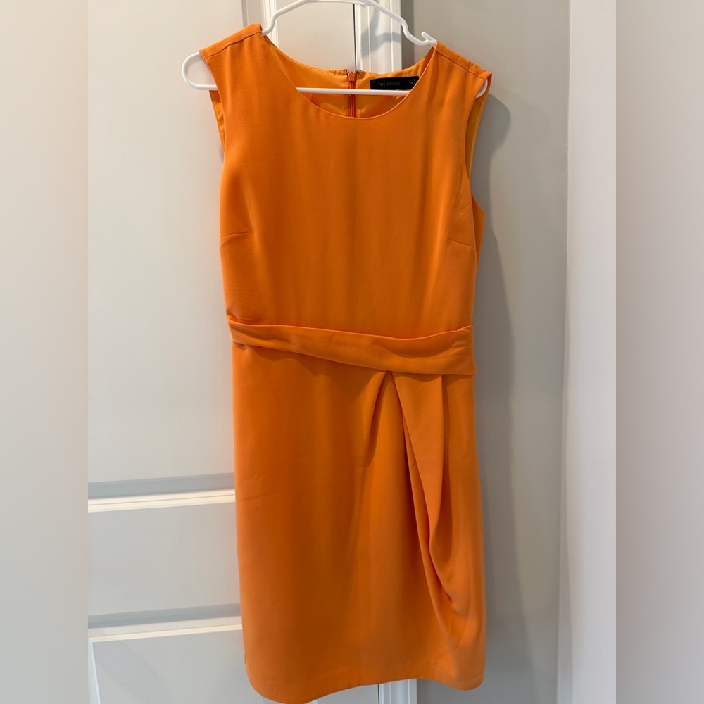 The Limited Pale Orange Shift Dress NWT size 4
